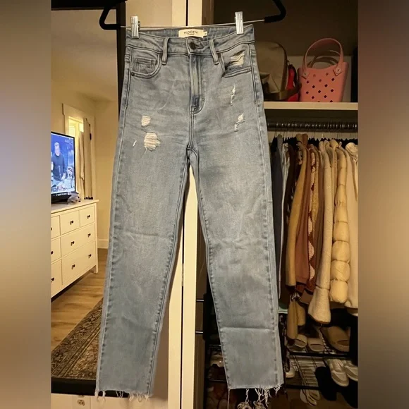 Hidden straight leg jeans - Picture 3 of 9